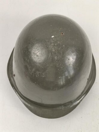 Ungarn, Stahlhelm Modell 1970. Ungereinigtes Stück, gebraucht