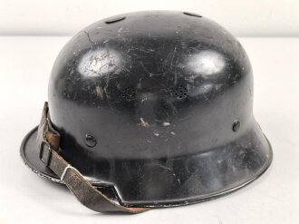 Feuerwehr III.Reich, Leichtmetallhelm , die Abzeichen entfernt, Größe 58,5