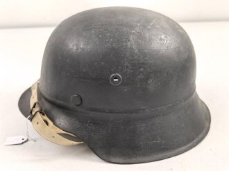 Stahlhelm vermutlich Technische Nothilfe. Glocke NS64...