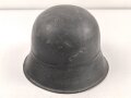 Stahlhelm vermutlich Technische Nothilfe. Glocke NS64 Modell " Kradmelder", Innenfutter original verbaut, Originallack, Kinnriemen aus Kuststoff