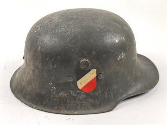 Stahlhelm für eine Kinderuniform . Originallack, ungereinigt, entnazifiziert