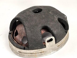 Innenfutter für einen Stahlhelm Fallschirmjäger. Ältere Sammleranfertigung, Einzelstück aus Sammlungsauflösung