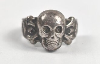 Fingerring, Kantinenring "Totenkopf", defekt