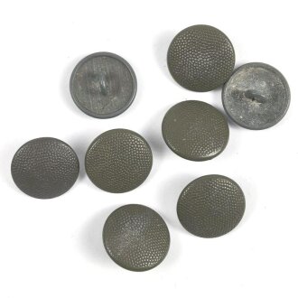 8 x Knopf für eine Feldbluse der Wehrmacht, feldgrauer Originallack,  je 19,5mm