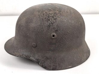 Heer, Stahlhelm Modell 1940. Ungereinigter Speicherfund,...