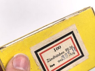 Pappverpackung " 100 Zündhütchen 92/36" ( für 2cm ) datiert 1943