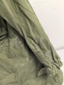 U.S. Army 1983 dated, Parka, Extreme cold weather. Size small, very good condition