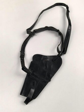 U.S. Vietnam or Cold war era shoulder holster, used, good condition