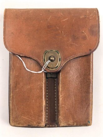 U.S. Army brown leather pistol magazine pouch " Q.M.C. Jeff. 1922 H.E.K."