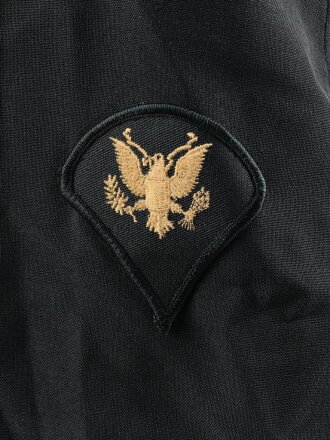 U.S. Army officers 1980 dated Coat, mens , tropical. , size 41L. Pretty sure put together by a collector.