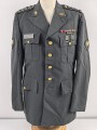 U.S. Army officers 1980 dated Coat, mens , tropical. , size 41L. Pretty sure put together by a collector.