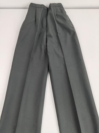 U.S. Army Slacks, Women´s, size 13L, dated 1986....