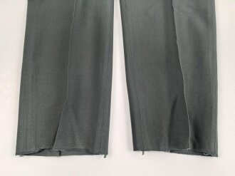 U.S. 1968 dated Trousers Mens, Class A Serge Green Wool . W-36, L-32. Unissued