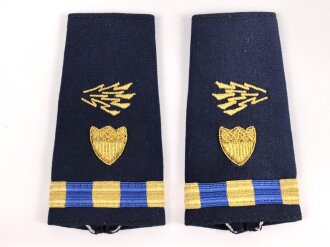 U.S. Coast Guard Shoulder boards Warrant Officer