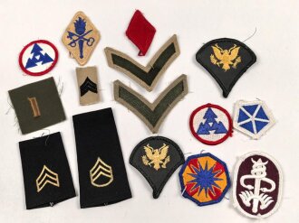 U.S. Army insignia lot