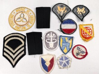 U.S. Army insignia lot