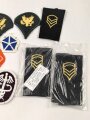 U.S. Army insignia lot