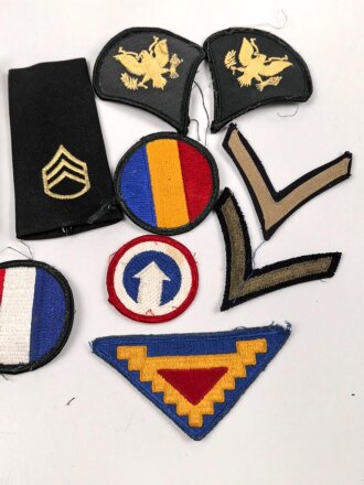 U.S. Army insignia lot