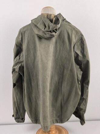 U.S. Navy WWII, N-2 Rain Parka Jacket, Contract NxSX 40844 was conpleted in 1944. Size Large, used.