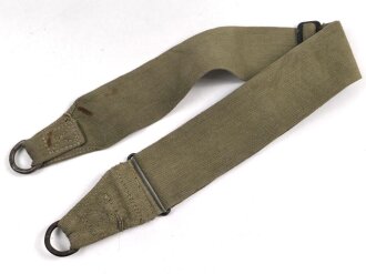 U.S. 1943 dated mussette bag carrying strap " Combat Serviceable"