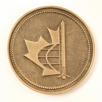 Canadian Defence / Defense du Canada  " Attache" table coin 44mm