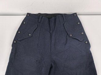 Dunkelblaue Hose für weibliches Personal. Alter und Verwendung unbekannt