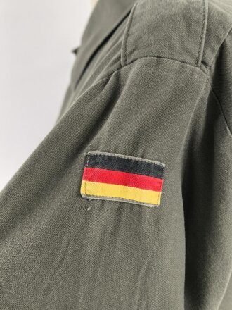 Bundeswehr, Feldhemd oliv, datiert 1990, leicht gebraucht