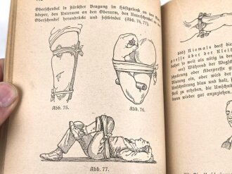 "Amtliches Unterrichtsbuch des Deutschen Roten Kreuzes", datiert 1930, DIN A6, 416 Seiten