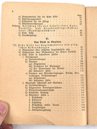 "Amtliches Unterrichtsbuch des Deutschen Roten Kreuzes", datiert 1930, DIN A6, 416 Seiten