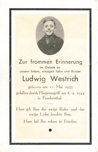 Erinnerungskarte für einen am 8.9.44 durch Fliegerangriff in Frankenthal gefallenen 11 jährigen Jungen