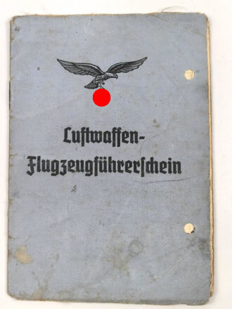 Luftwaffen Flugzeugführerschein, ausgestellt in Breslau 14.2.1941, erteilt durch Luftkriegsschule 5, gelocht