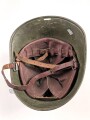 Niederlande 2. Weltkrieg, Stahlhelm ungereinigt, Originallack