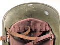 Niederlande Nachkrieg Stahlhelm, überlackiert und mit neuem Innenfutter 