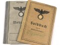 Soldbuch und Wehrpaß eines Nachrichtensoldaten