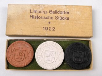 "Gaildorf 1434-1922" Drei Porzellanmedaillen in  beschädigtem Etui " Limpurg Gaildorfer Historische Stücke 1922"