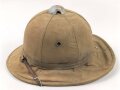 Italien, Tropenhelm Modell 1940. Ungetragenes Stück, eingestaubt und leicht verzogen, Kopfgrösse 56