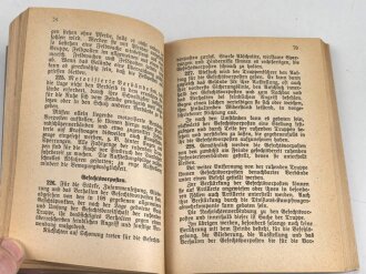 H.Dv. 300/1 "Truppenführung 1. Teil" datiert 1936, DIN A6, 319 Seiten, gebraucht