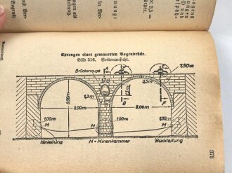 H.Dv. 316 "Pionierdienst aller Waffen" datiert 1936, DIN A6, 444 Seiten, gebraucht und Wasserschaden