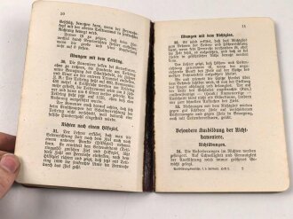 "Ausbildungsvorschrift für die Feldartillerie Heft 3: Schießausbildung", datiert 1917, 121 Seiten, DIN A6, gebraucht