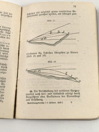 "Ausbildungsvorschrift für die Feldartillerie Heft 3: Schießausbildung", datiert 1917, 121 Seiten, DIN A6, gebraucht