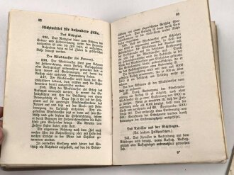 D.V.E. Nr. 416 "Schießvorschrift für die Feldartillerie" datiert 1914, 171 Seiten, DIN A6, stark gebraucht einige Seiten lose