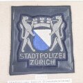 Schweiz, Sammlung verschiedener Abzeichen der Stadtpolizei Zürich, auf Karton getackert