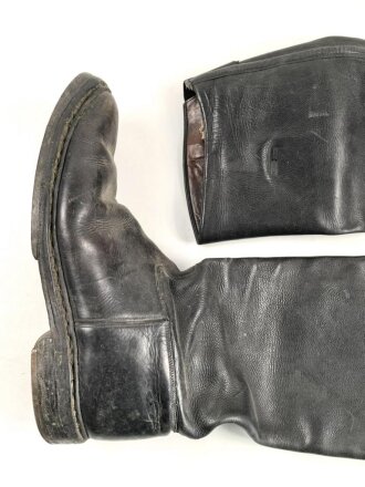 Paar Stiefel für Offiziere der Wehrmacht. Ungereinigtes Paar, Sohlenlänge 32cm