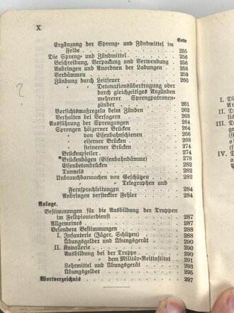 D.V.E. Nr. 275 "Feld-Pionierdienst aller Waffen" datiert 1911, 316 Seiten, DIN A6, gebraucht, Buchrücken defekt