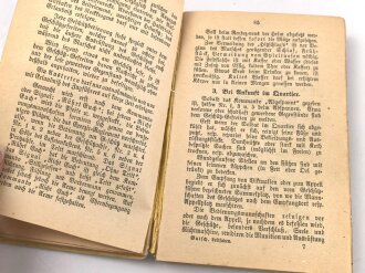 "Batsch Leitfaden für den theoretischen Unterricht des Kanoniers der Feld-Artillerie" datiert 1880, 359 Seiten, DIN A6, stark gebraucht