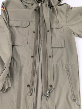 Bundeswehr, Nässeschutzjacke oliv, datiert 1986, Grösse 12 ( 180/190/ 100)  Leicht getragen