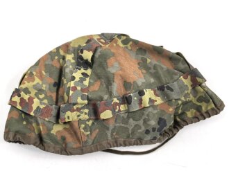 Bundeswehr, Flecktarn / Wüstentarn Bezug für Gefechtshelm, Grösse 58-60, Gebraucht.