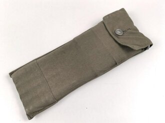 Bundeswehr,  Stabtasche oliv mit Inhalt. Sehr guter Zustand, datiert 1962