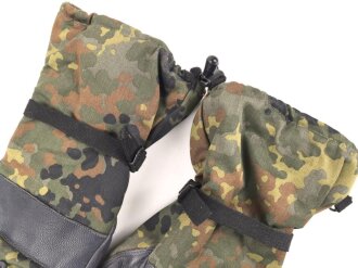 Bundeswehr,  Handschuh gefüttert,  flecktarn Grösse 10, leicht gebraucht, datiert 2005