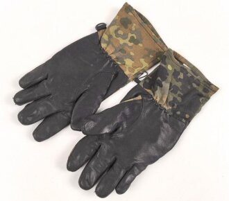 Bundeswehr,  Handschuh ,  flecktarn Grösse 9, leicht gebraucht, datiert 2008